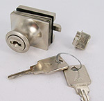 lock with handle, different key numbers, matt chromed